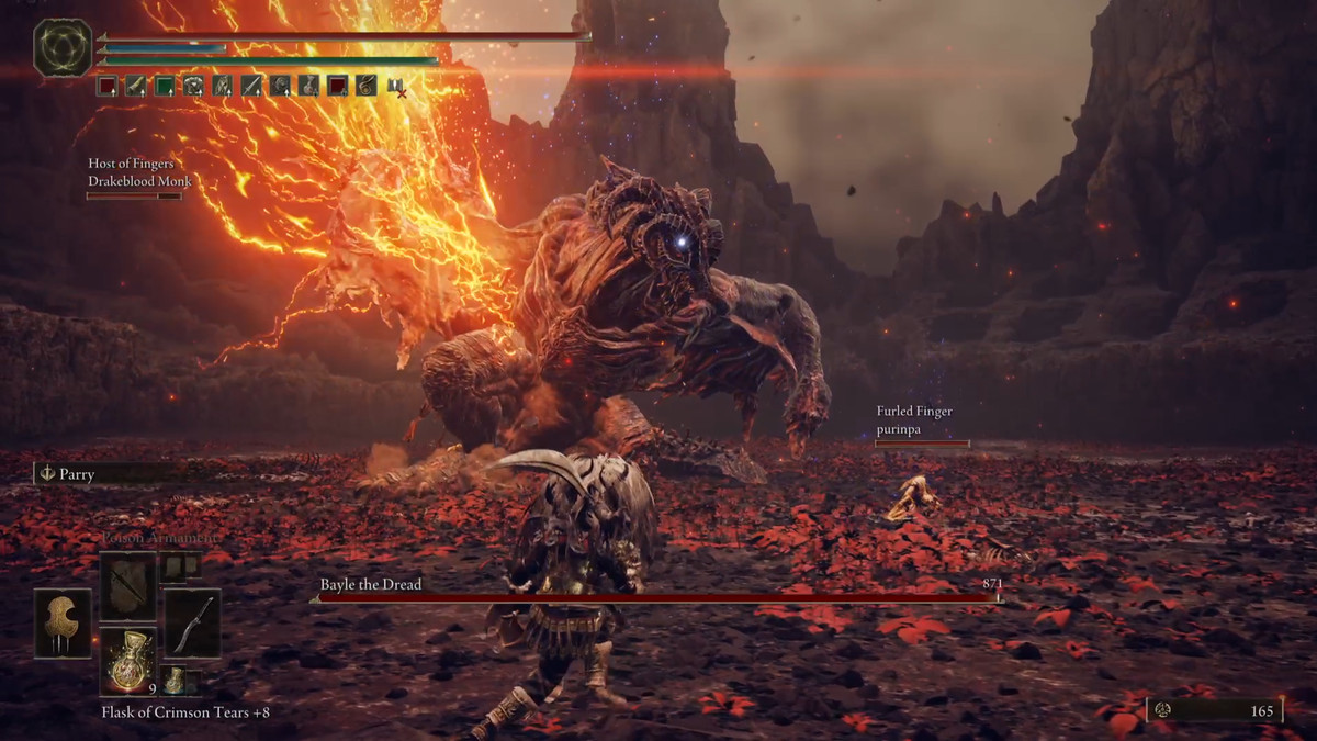 Bayle the Dread tries to attack an Elden Ring DLC player during a boss fight.